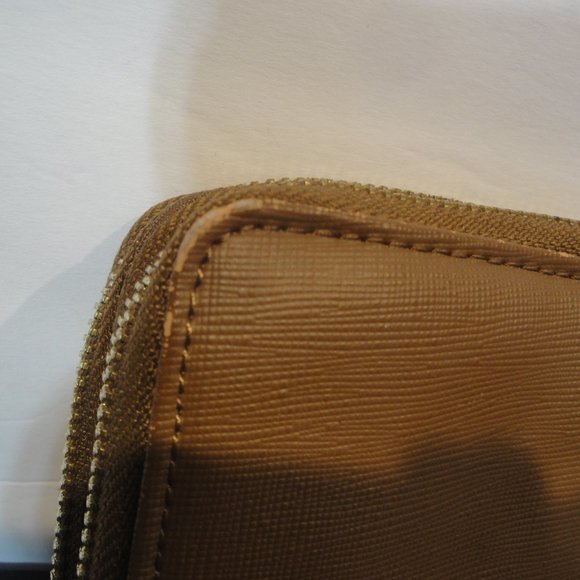 Joy Mangano Brown/Tan Wallet with 2 Zippered areas - Picture 5 of 13